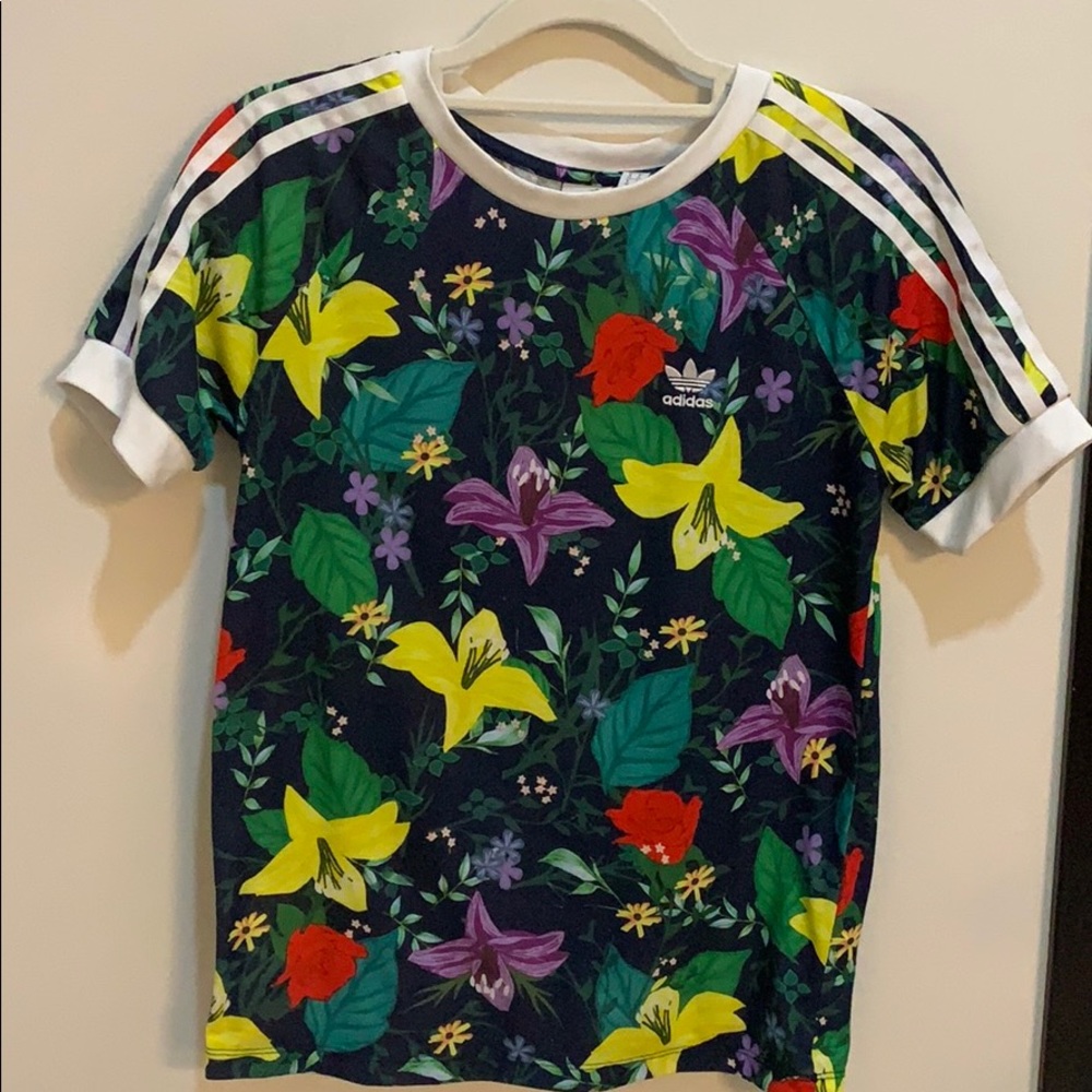Colorful adidas top
